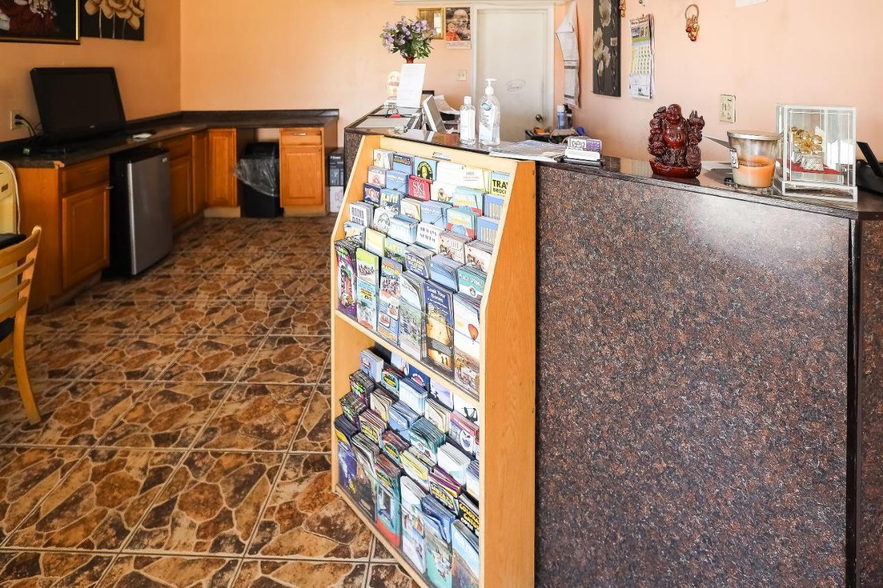 Route 66 Of Santa Rosa, Nm Hotel 2*